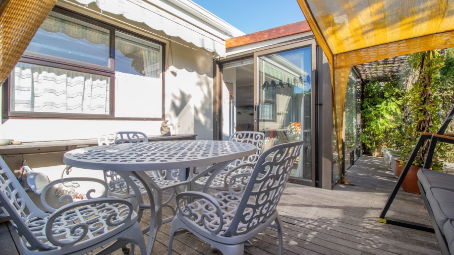 2 Bedroom Property for Sale in Pinelands Western Cape